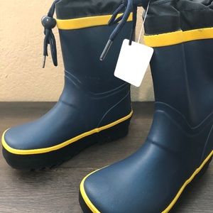 Kids Outdoor Northside Boots size 7,8,10